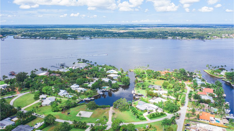 North River Shores